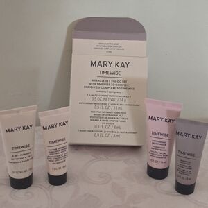 MARY KAY TIMEWISE (TRAVEL SET)